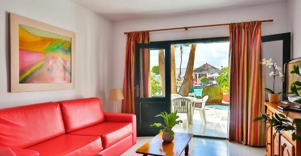 Apartamentos Nazaret Sol