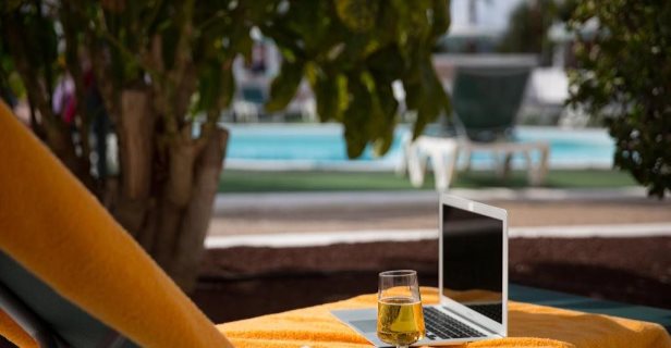 Apartamentos Nazaret Sol