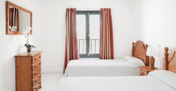 Apartamentos Nazaret Sol