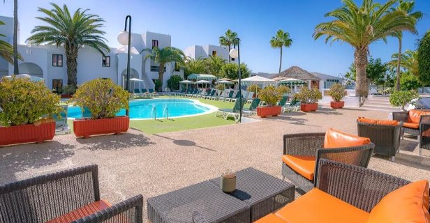 Apartamentos Nazaret Sol