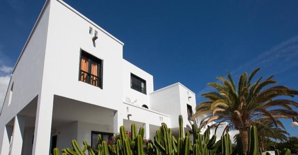 Apartamentos Nazaret Sol