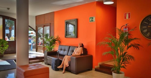Apartamentos Nazaret Sol