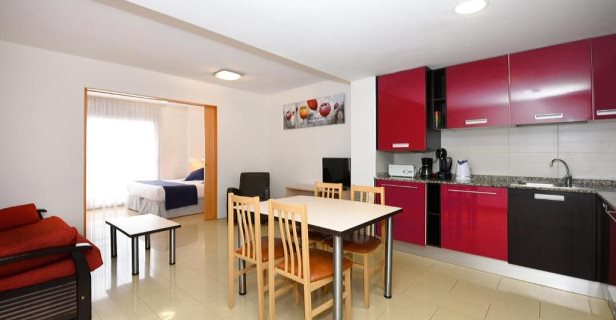 Apartamentos Neptuno Calella
