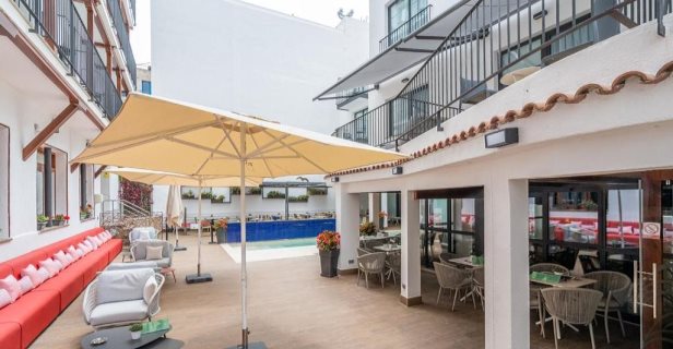 Apartamentos Neptuno Calella