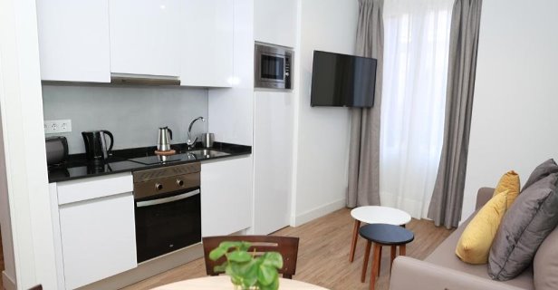 Apartamentos New Point Opera