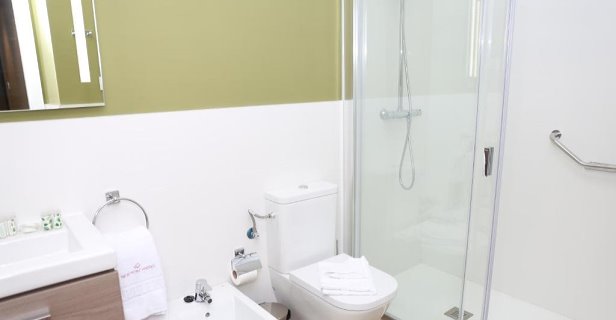 Apartamentos New Point Opera