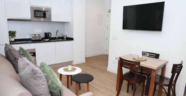 Apartamentos New Point Opera
