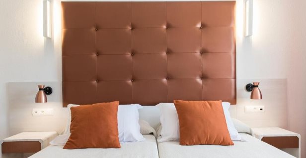 Apartamentos Oasis Sa Tanca