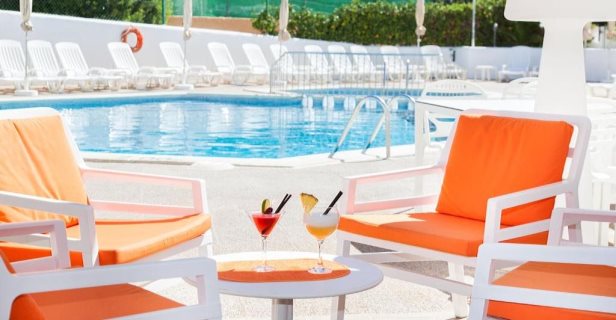 Apartamentos Oasis Sa Tanca