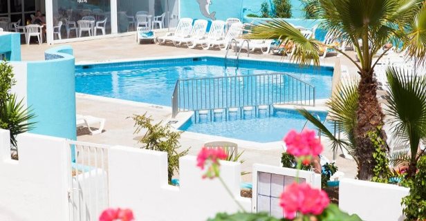 Apartamentos Oasis Sa Tanca