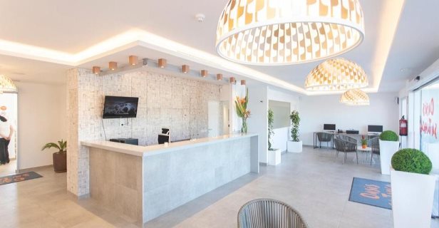 Apartamentos Oasis Sa Tanca