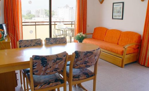 Apartamentos Ohtels Villa Dorada