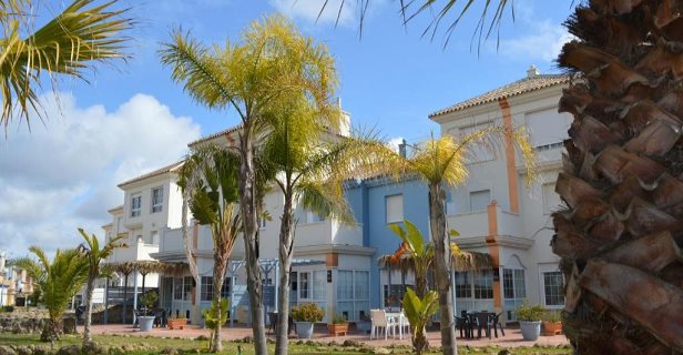 Apartamentos On Family Playa De Doñana