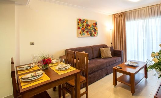 Apartamentos Ona Jardines Paraisol