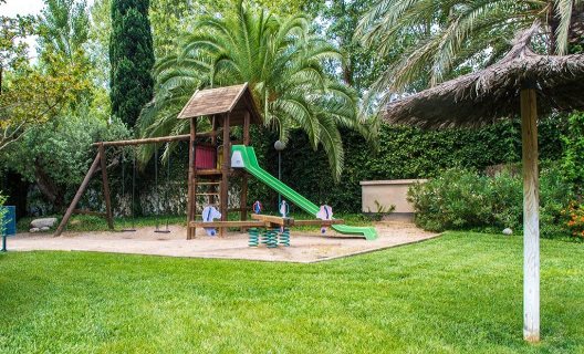 Apartamentos Ona Jardines Paraisol
