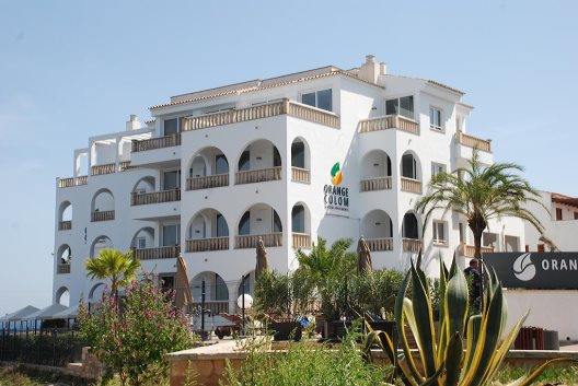 Apartamentos Orange Colom Seaside
