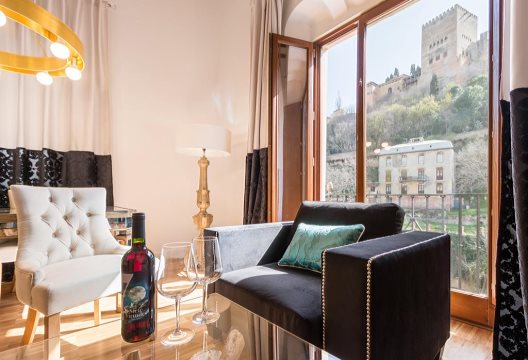 Apartamentos Oro Del Darro Suites