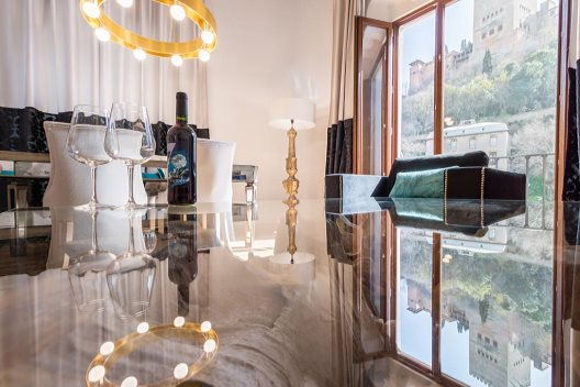 Apartamentos Oro Del Darro Suites