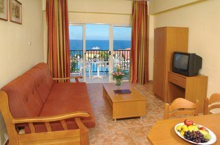 Apartamentos Pafian Sun Holiday Village