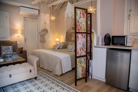 Apartamentos Palacio Almagra