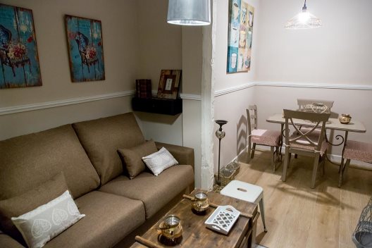 Apartamentos Palacio Almagra
