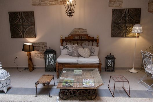 Apartamentos Palacio Almagra