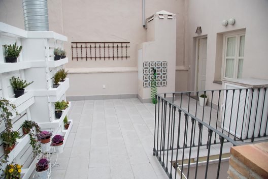Apartamentos Palacio Almagra