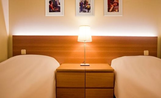 Apartamentos Palafox Central Suites