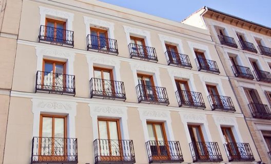 Apartamentos Palafox Central Suites