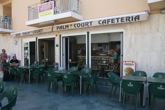 Apartamentos Palm Court