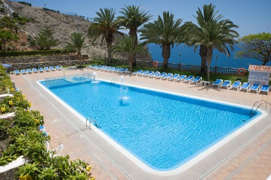 Apartamentos Palmera Mar