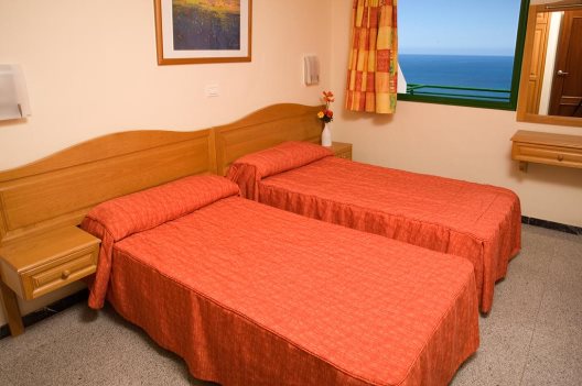 Apartamentos Palmera Mar