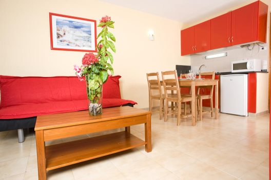Apartamentos Palmera Mar