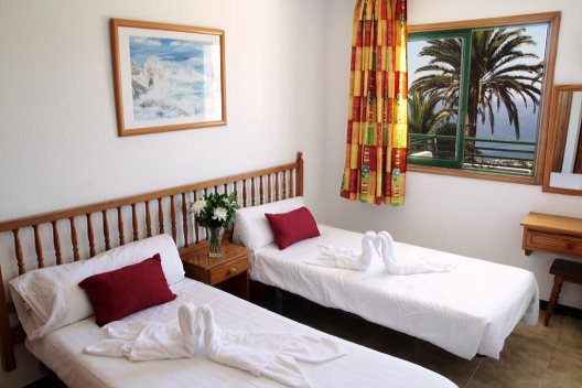 Apartamentos Palmera Mar