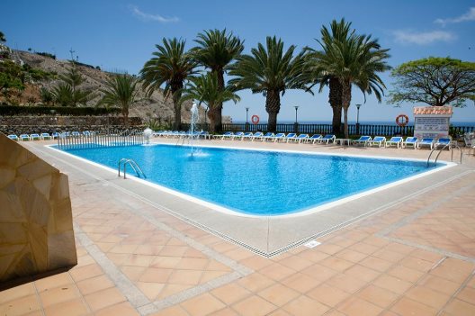 Apartamentos Palmera Mar