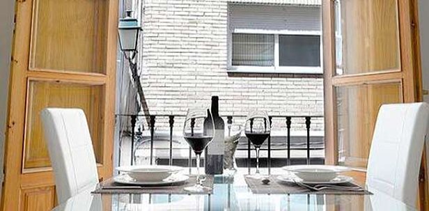 Apartamentos Paloma 3000