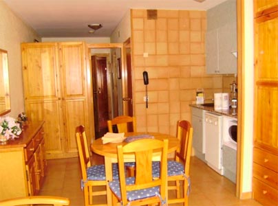 Apartamentos Paradise Blanc 3000