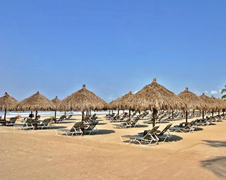 Apartamentos Paradise Village Beach Resort & Spa