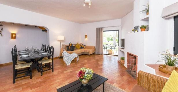 Apartamentos Pedras Da Rainha