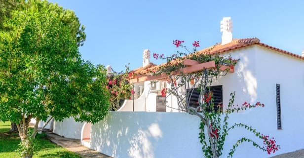 Apartamentos Pedras Da Rainha
