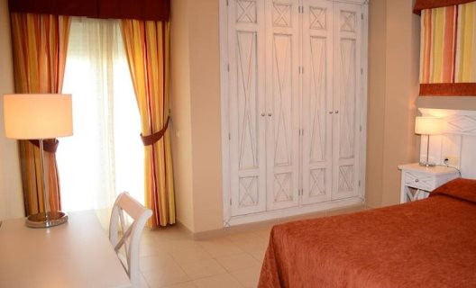 Apartamentos Piedramar