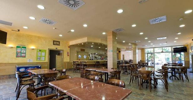 Apartamentos Pineda Park