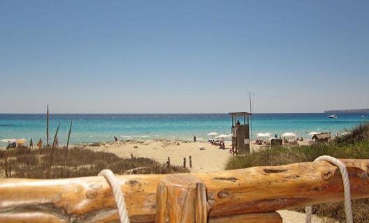 Apartamentos Pinos Playa