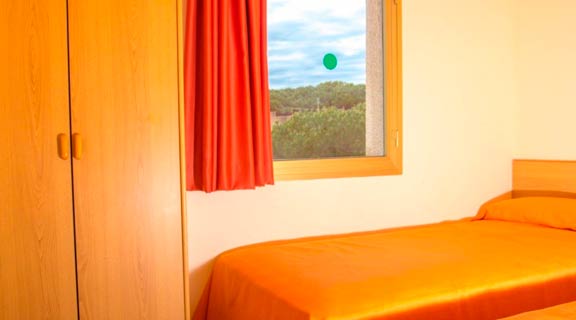 Apartamentos Pins Marina