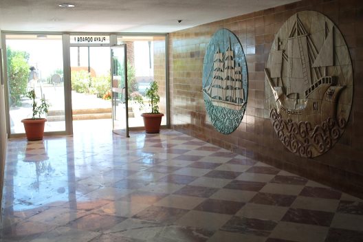 Apartamentos Playa Dorada