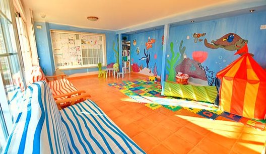 Apartamentos Playa Major