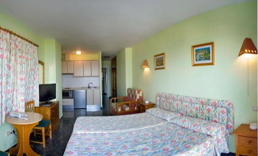 Apartamentos Playa Miguel Beach Club