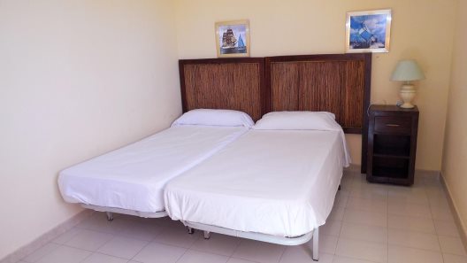 Apartamentos Playa Romana