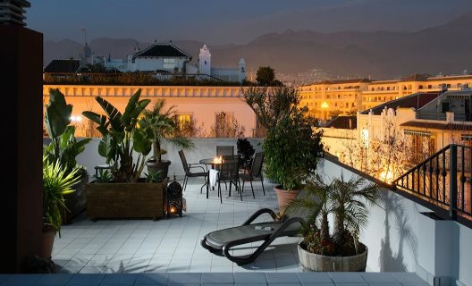 Apartamentos Plaza Cavana