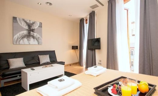 Apartamentos Plaza Espanya